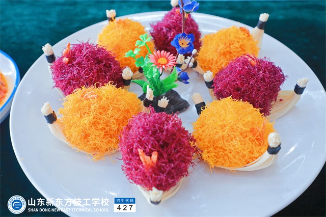 山東新東方“水塔杯”決賽學子作品照